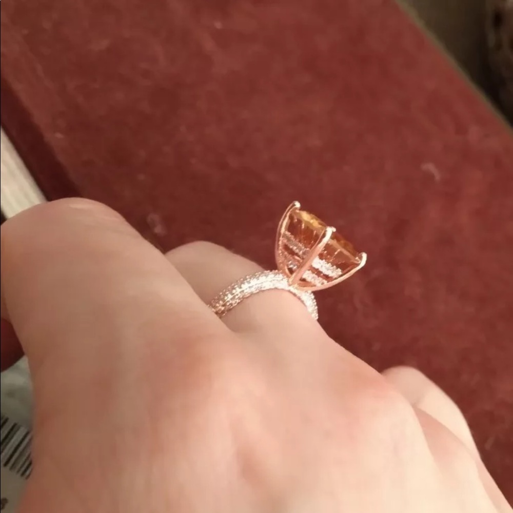 New Women’s Rose Gold Morganite Beautiful Ring - Picture 4 of 5